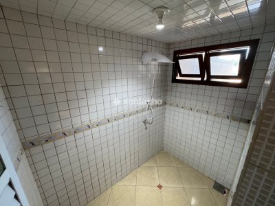 Casa para alugar ou comprar com 250m², 3 quartos, 5 vagas no bairro Campeche em Florianópolis - Foto 27