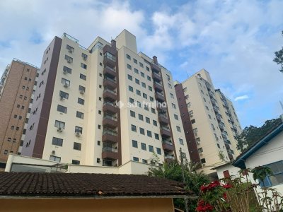 Apartamento à venda com 72m², 2 quartos, 1 suíte, 2 vagas no bairro Itacorubi em Florianópolis - Foto 2