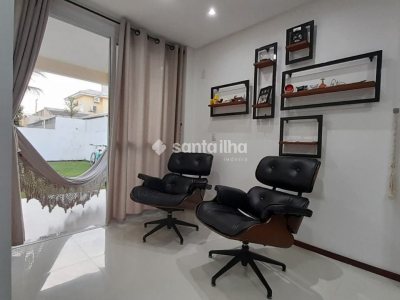 Casa à venda com 127m², 3 quartos, 1 suíte, 2 vagas no bairro Campeche em Florianópolis - Foto 7