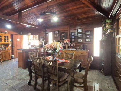 Casa à venda com 125m², 4 quartos, 1 suíte, 3 vagas no bairro Campeche em Florianópolis - Foto 13