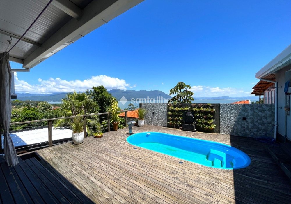 Casa para alugar com 270m², 3 quartos, 1 suíte, 2 vagas no bairro Ribeirão da Ilha em Florianopolis - Foto 1