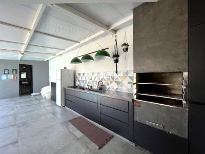 Casa para alugar com 270m², 3 quartos, 1 suíte, 2 vagas no bairro Ribeirão da Ilha em Florianopolis - Foto 39