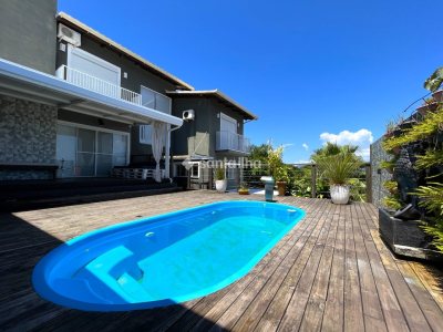 Casa para alugar com 270m², 3 quartos, 1 suíte, 2 vagas no bairro Ribeirão da Ilha em Florianopolis - Foto 37