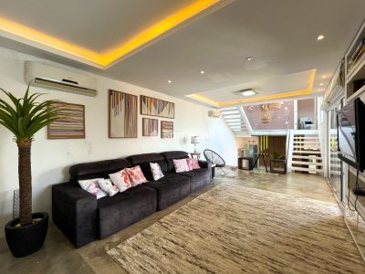 Casa para alugar com 270m², 3 quartos, 1 suíte, 2 vagas no bairro Ribeirão da Ilha em Florianopolis - Foto 3