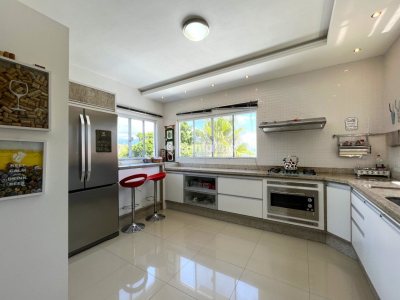 Casa para alugar com 270m², 3 quartos, 1 suíte, 2 vagas no bairro Ribeirão da Ilha em Florianopolis - Foto 6