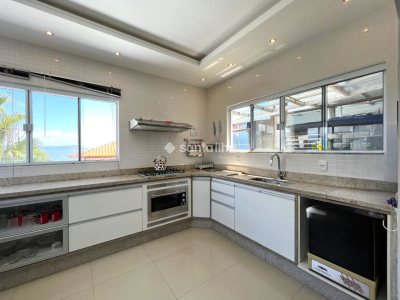 Casa para alugar com 270m², 3 quartos, 1 suíte, 2 vagas no bairro Ribeirão da Ilha em Florianopolis - Foto 8