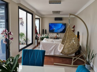Apartamento à venda com 132m², 4 quartos, 1 suíte, 1 vaga no bairro Estreito em Florianópolis - Foto 3