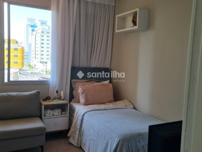 Apartamento à venda com 132m², 4 quartos, 1 suíte, 1 vaga no bairro Estreito em Florianópolis - Foto 21