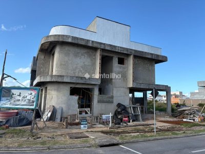 Casa à venda com 209m², 4 quartos, 2 suítes, 2 vagas no bairro Campeche em Florianópolis - Foto 4