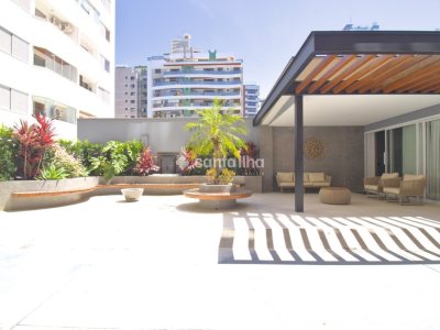 Apartamento à venda com 113m², 3 quartos, 1 suíte, 2 vagas no bairro Centro em Florianópolis - Foto 7