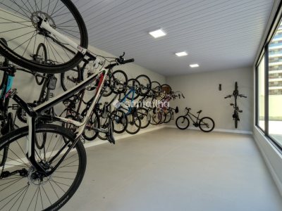 Apartamento à venda com 113m², 3 quartos, 1 suíte, 2 vagas no bairro Centro em Florianópolis - Foto 11