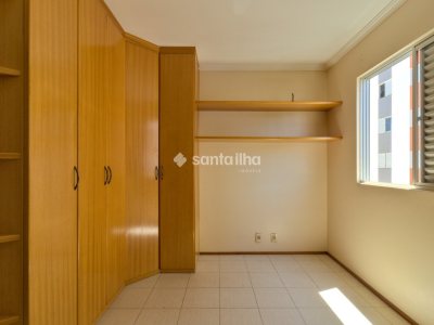 Apartamento à venda com 113m², 3 quartos, 1 suíte, 2 vagas no bairro Centro em Florianópolis - Foto 31