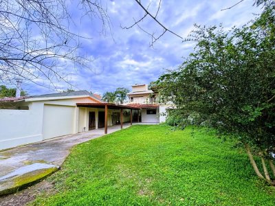 Casa à venda com 175m², 4 quartos, 1 suíte, 6 vagas no bairro Lagoa da Conceição em Florianópolis - Foto 5