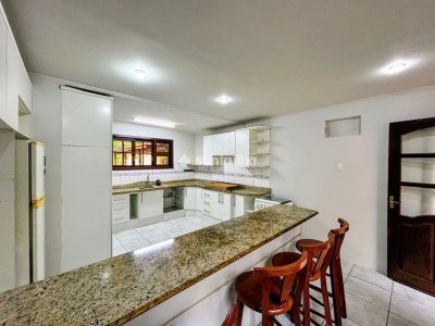 Casa à venda com 175m², 4 quartos, 1 suíte, 6 vagas no bairro Lagoa da Conceição em Florianópolis - Foto 11
