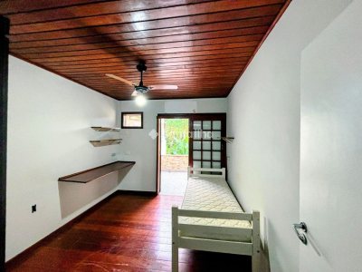 Casa à venda com 175m², 4 quartos, 1 suíte, 6 vagas no bairro Lagoa da Conceição em Florianópolis - Foto 19