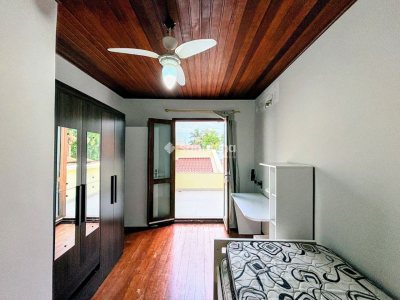 Casa à venda com 175m², 4 quartos, 1 suíte, 6 vagas no bairro Lagoa da Conceição em Florianópolis - Foto 22
