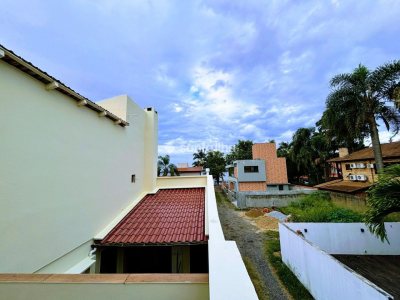Casa à venda com 175m², 4 quartos, 1 suíte, 6 vagas no bairro Lagoa da Conceição em Florianópolis - Foto 24