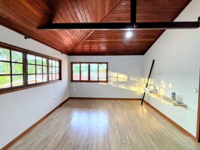 Casa à venda com 175m², 4 quartos, 1 suíte, 6 vagas no bairro Lagoa da Conceição em Florianópolis - Foto 25