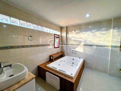 Casa à venda com 175m², 4 quartos, 1 suíte, 6 vagas no bairro Lagoa da Conceição em Florianópolis - Foto 32