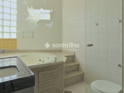 Casa à venda com 200m², 4 quartos, 1 suíte, 2 vagas no bairro Agronômica em Florianópolis - Foto 5