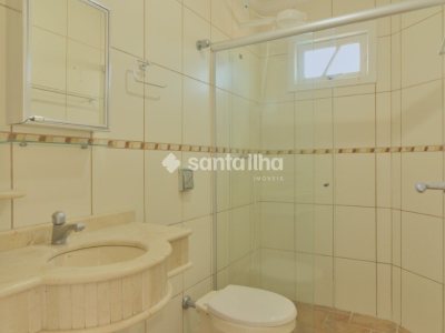 Casa à venda com 200m², 4 quartos, 1 suíte, 2 vagas no bairro Agronômica em Florianópolis - Foto 13