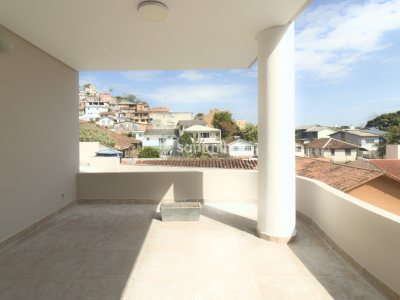 Casa à venda com 200m², 4 quartos, 1 suíte, 2 vagas no bairro Agronômica em Florianópolis - Foto 14