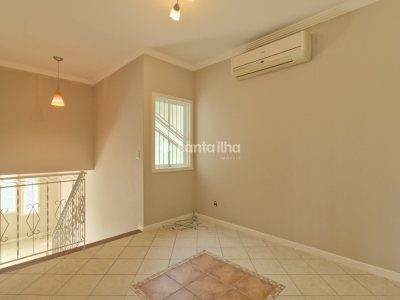 Casa à venda com 200m², 4 quartos, 1 suíte, 2 vagas no bairro Agronômica em Florianópolis - Foto 15