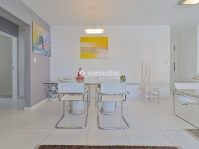Apartamento à venda com 93m², 2 quartos, 1 suíte, 1 vaga no bairro Centro em Florianópolis - Foto 9