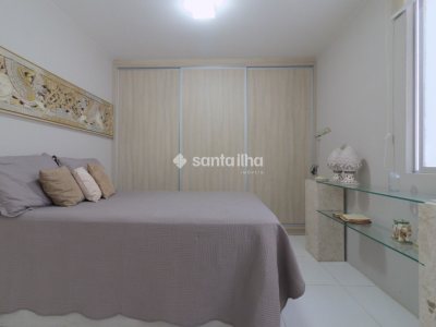 Apartamento à venda com 93m², 2 quartos, 1 suíte, 1 vaga no bairro Centro em Florianópolis - Foto 12
