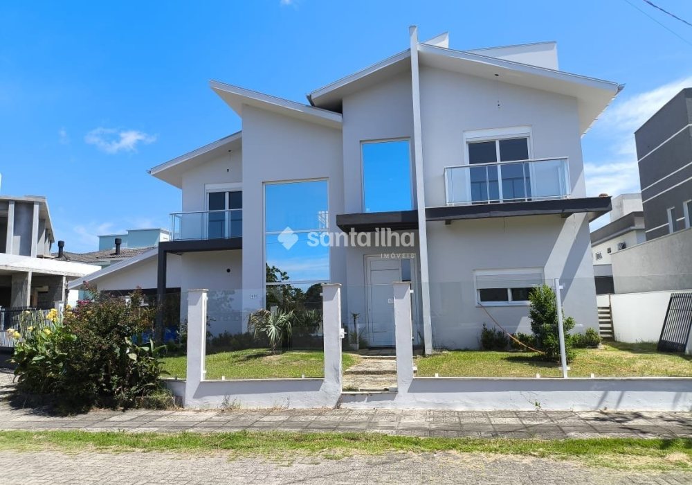 Casa à venda com 233m², 4 quartos, 2 suítes, 2 vagas no bairro Ribeirão da Ilha em Florianópolis - Foto 1