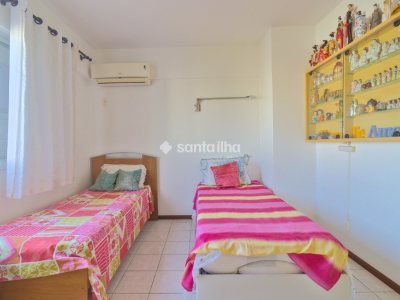 Apartamento à venda com 109m², 3 quartos, 1 suíte, 1 vaga no bairro Capoeiras em Florianópolis - Foto 16