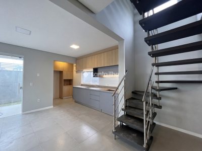 Casa para alugar com 187m², 3 quartos, 1 suíte, 2 vagas no bairro Campeche em Florianópolis - Foto 5