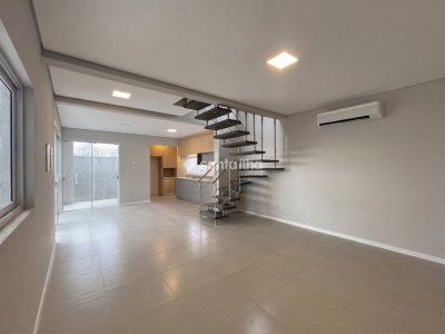Casa para alugar com 187m², 3 quartos, 1 suíte, 2 vagas no bairro Campeche em Florianópolis - Foto 3