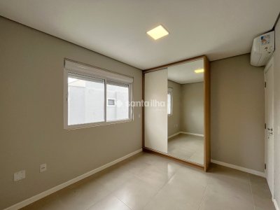 Casa para alugar com 187m², 3 quartos, 1 suíte, 2 vagas no bairro Campeche em Florianópolis - Foto 15