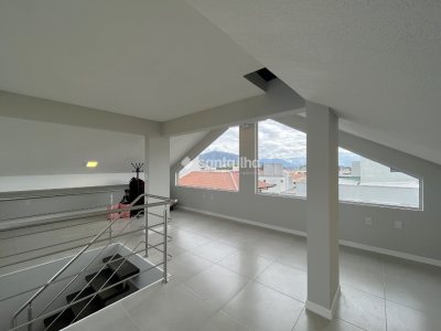 Casa para alugar com 187m², 3 quartos, 1 suíte, 2 vagas no bairro Campeche em Florianópolis - Foto 21