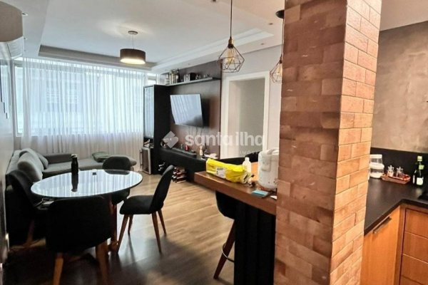 Apartamento à venda com 74m², 2 quartos, 1 suíte, 1 vaga no bairro Carvoeira em Florianópolis
