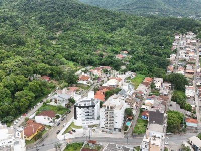 Apartamento à venda com 93m², 3 quartos, 1 suíte, 2 vagas no bairro Itacorubi em Florianópolis - Foto 4