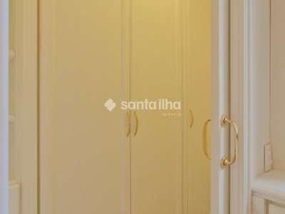 Apartamento à venda com 229m², 3 quartos, 3 suítes, 3 vagas no bairro Centro em Florianópolis - Foto 25