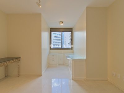 Apartamento à venda com 229m², 3 quartos, 3 suítes, 3 vagas no bairro Centro em Florianópolis - Foto 32