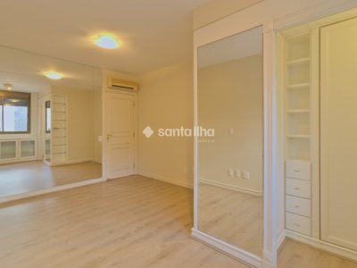 Apartamento à venda com 229m², 3 quartos, 3 suítes, 3 vagas no bairro Centro em Florianópolis - Foto 29