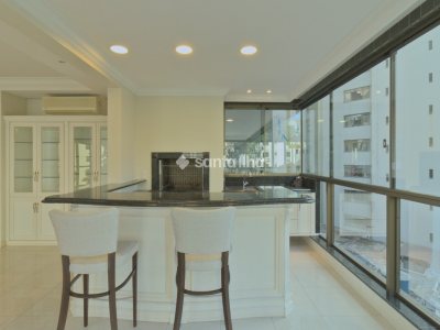 Apartamento à venda com 229m², 3 quartos, 3 suítes, 3 vagas no bairro Centro em Florianópolis - Foto 2