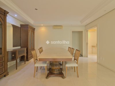 Apartamento à venda com 229m², 3 quartos, 3 suítes, 3 vagas no bairro Centro em Florianópolis - Foto 17