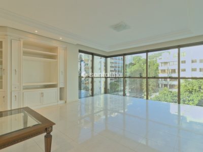 Apartamento à venda com 229m², 3 quartos, 3 suítes, 3 vagas no bairro Centro em Florianópolis - Foto 12