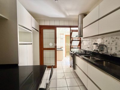 Apartamento à venda com 113m², 3 quartos, 1 suíte, 2 vagas no bairro Centro em Florianópolis - Foto 9