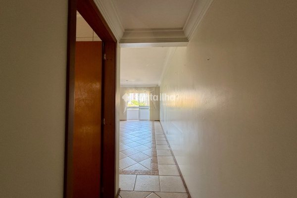 Apartamento à venda com 113m², 3 quartos, 1 suíte, 2 vagas no bairro Centro em Florianópolis