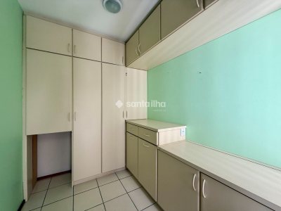 Apartamento à venda com 113m², 3 quartos, 1 suíte, 2 vagas no bairro Centro em Florianópolis - Foto 15