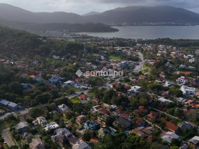 Casa em Condomínio à venda com 280m², 3 quartos, 3 suítes, 2 vagas no bairro Rio Tavares em Florianópolis - Foto 13