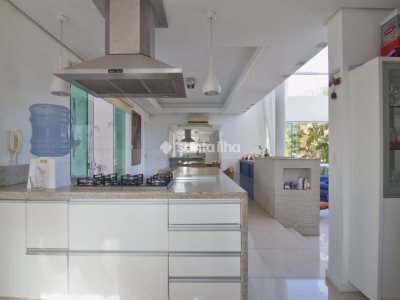Casa em Condomínio à venda com 280m², 3 quartos, 3 suítes, 2 vagas no bairro Rio Tavares em Florianópolis - Foto 28