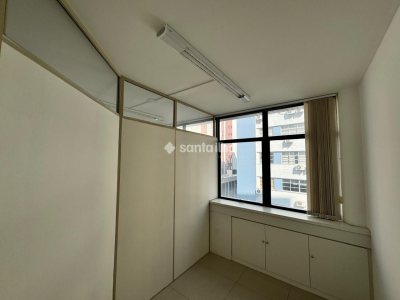 Sala/Conjunto à venda com 59m², 1 vaga no bairro Centro em Florianópolis - Foto 8