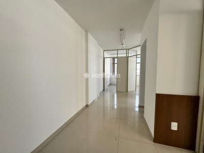 Sala/Conjunto à venda com 59m², 1 vaga no bairro Centro em Florianópolis - Foto 7